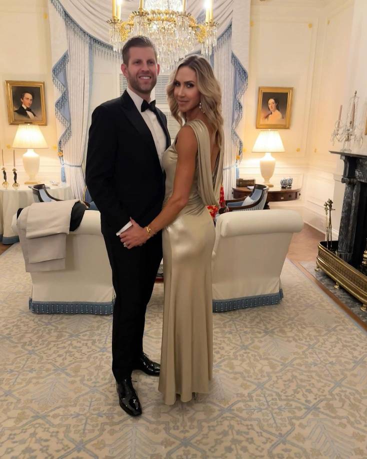 Eric Trump: Vicepresidente de la Organización Trump y casado con Lara Trump, el tercer hijo del magnate, de 41 años de edad, ha sido uno de sus más asiduos defensores durante los procesos judiciales que ha enfrentado el presidente electo.