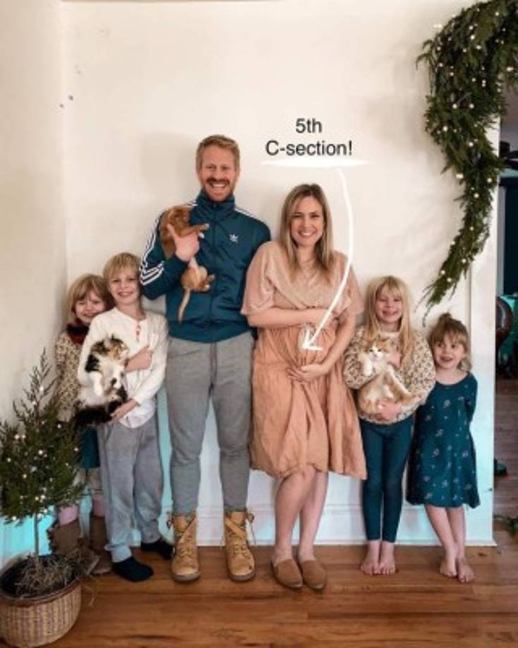 'Pese a la pronta atención de sus hijos, esposo, y paramédicos, los esfuerzos para resucitarla no tuvieron éxito. Aún no se ha confirmado la causa de la muerte, pero daremos respuestas cuando las recibamos', indicó su familia en un comunicado.