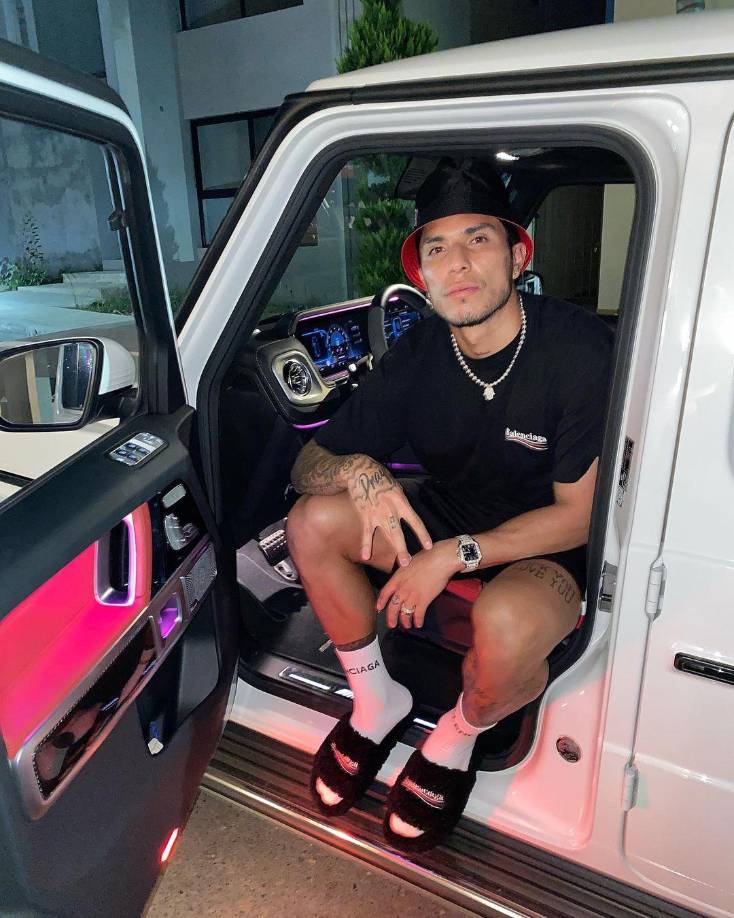 María Isabel Hernández acusa a su propio hijo de ser el “autor intelectual” del asesinato de Paola. Ella compartió la denuncia y explica la razón por la que Carlos quiere marcharse del país.