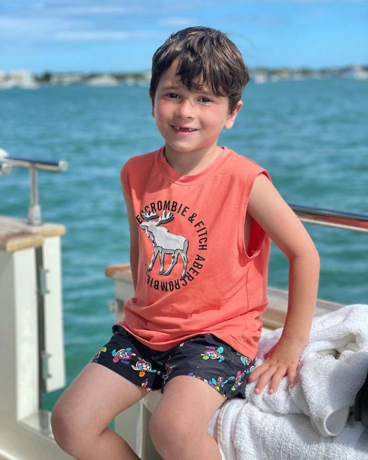 “Mateo... terrible, es un personaje”, reconoció Messi, quien reveló que luego de un partido que Liverpool le ganó a Barcelona cuando Leo jugaba el cuadro Catalán, Mateo comenzó a decirle “yo soy Liverpool”.