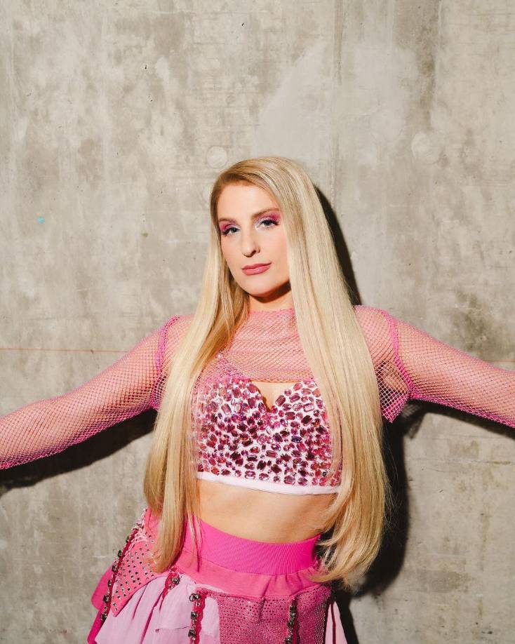 “Durante años siempre he bromeado y dicho cosas como: ‘¡No puedo esperar a que me operen los senos!’ He querido esto toda mi vida”.