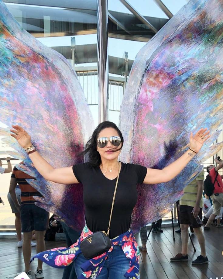 En su cuenta de Instagram, donde las últimas horas se han dado cita miles de internautas que buscan saber qué es exactamente lo que está pasando con el caso, la mujer tiene posteos que revelan ser alguien sumamente espiritual, razón por la que con frecuencia enviaba mensajes de oraciones o frases motivacionales.