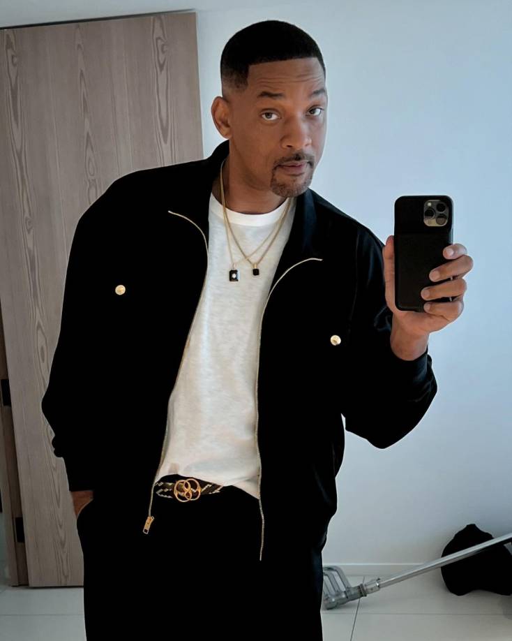 La elección de Will Smith para el papel de Neo, que originalmente rechazó en favor de <i><b>Wild Wild West</b></i>, es objeto de especulación desde hace años. Aunque en su video de Instagram, bromea sobre su decisión, los comentarios de los internautas no se hicieron esperar.