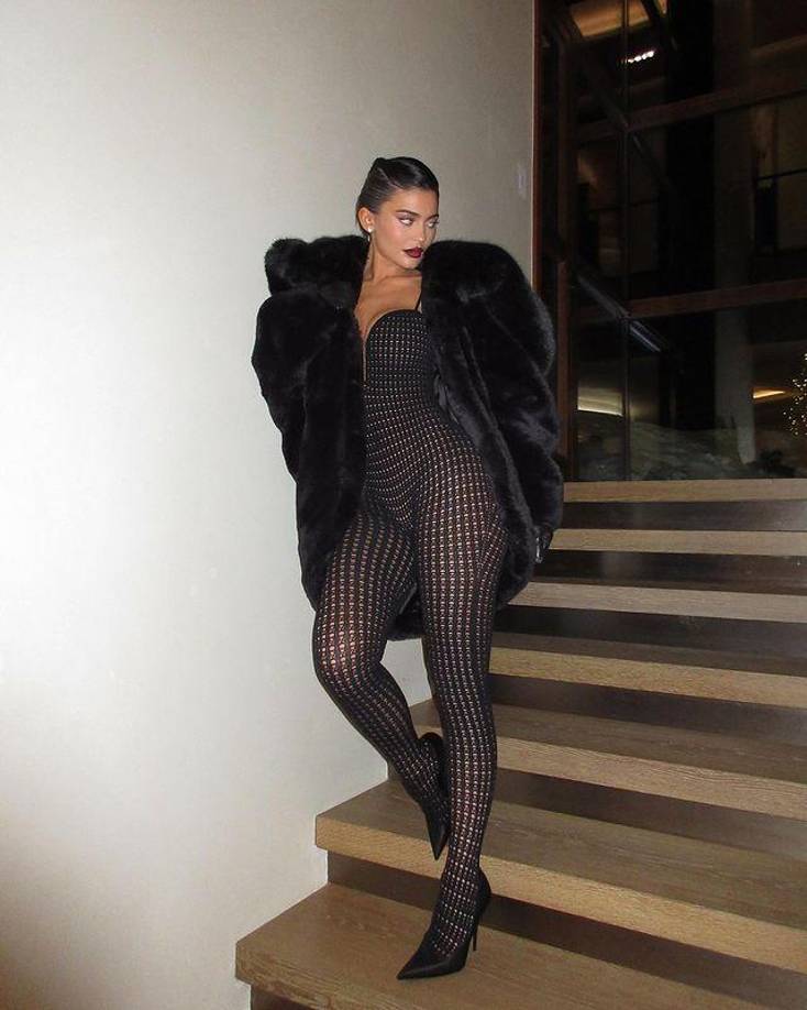 Kylie Jenner eligió un look muy sexi para despedir el 2022.