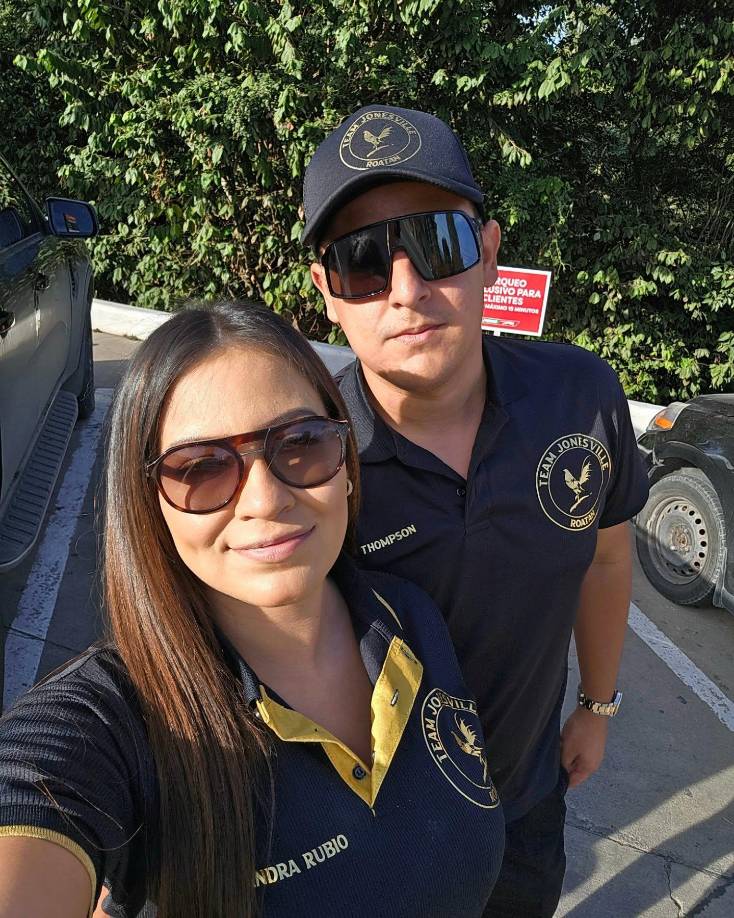 Tras la polémica que ha generado todo esto, Alejandra Rubio sostuvo una conversación telefónica con su colega y compañera de canal, Ariela Cáceres, a quien explicó por qué no invitó a varias personas a su boda. 