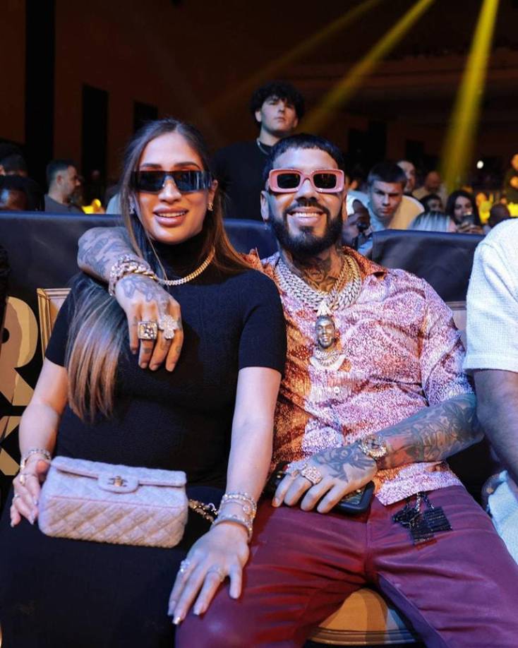 Anuel AA ha sido criticado por su nueva relación con Laury, pues tras su polémica ruptura con Yailin, se ha dicho que no se ha hecho responsable de su niña Cattaleya. 