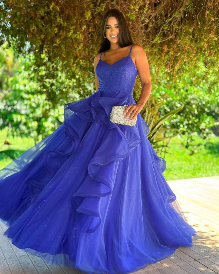 Según medios locales, la familia de Ferreira afirmó que da Silva le inyectó 30 ml de polimetilmetacrilato en cada glúteo. Sin embargo, da Silva negó estas afirmaciones durante una visita al hospital, asegurando haber utilizado únicamente un bioestimulador y sugiriendo que la infección podría haber sido causada por las sábanas de la casa de la influencer.