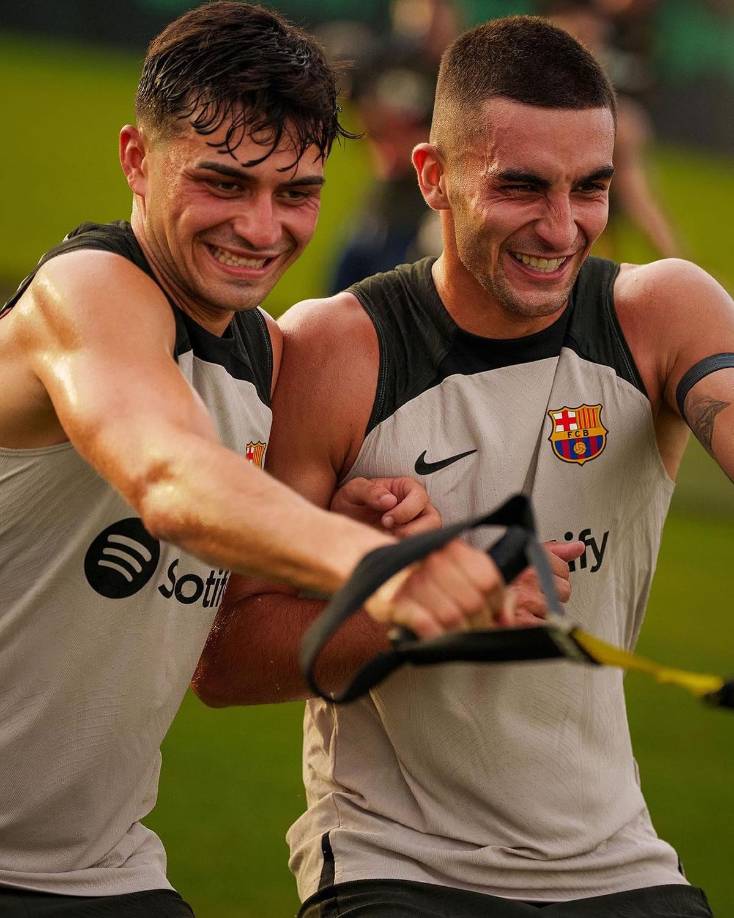 Aunque ahora ha sometido su cuerpo a mucho entrenamiento, Pedri cuando llegó al Barcelona su físico generó diferentes dudas.