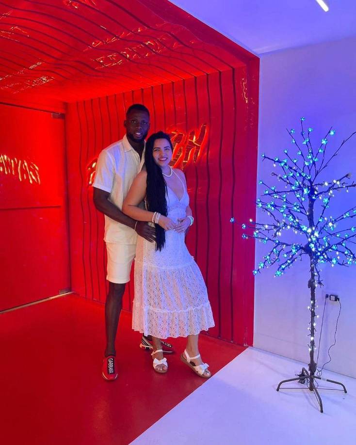 Yustin Arboleda: El delantero del Olimpia está casado con la venezolana Paula. 