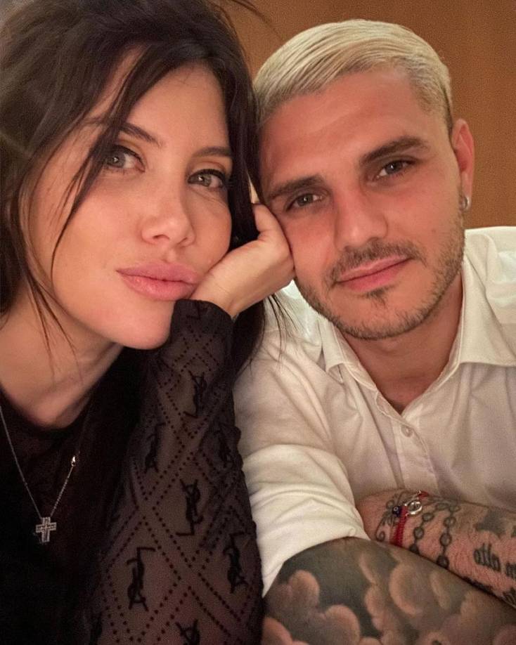 “Decidí separarme, pero no dejaremos de ser una familia. Intentarlo mil veces más cuando hay amor tampoco fue un error. No me arrepiento de nada, pero hoy me toca seguir sola. No hay culpables ni terceros”, aseguraba Wanda ante sus miles de seguidores.