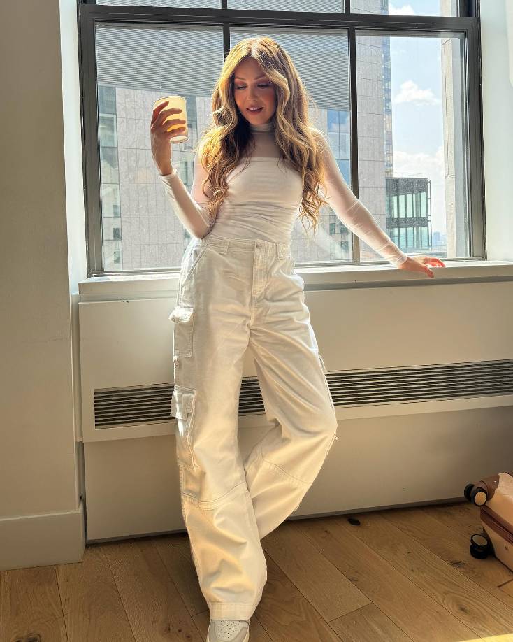 Mientras tanto, sus seguidores le siguen dejando comentarios positivos, motivacionales y de apoyo en medio de la difícil etapa familiar que atraviesa. 