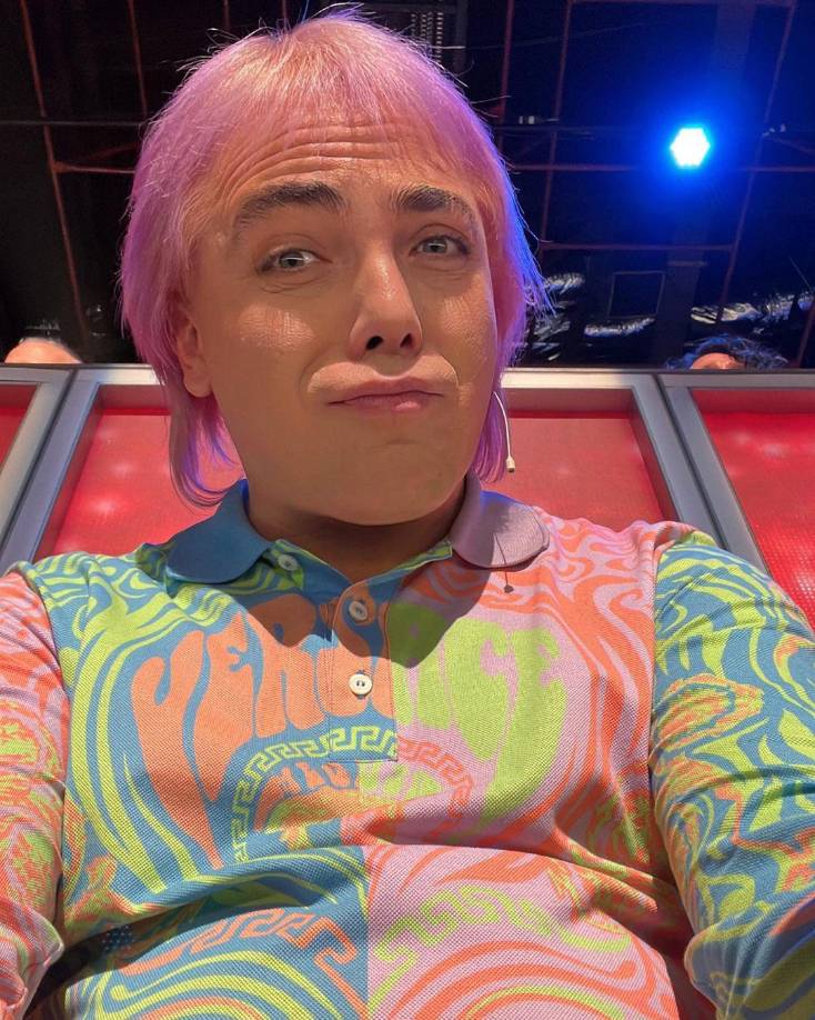 Esa combinación de oscuridad y hedonismo lo sedujo para siempre: “<b>Me interesa mucho el cuerpo a cuerpo. Lo necesito mucho, me alimenta. He creído mucho en los asiáticos por eso: porque le hacen mucho tributo a los órganos sexuales, entonces para mí la sexualidad es algo que realmente reina mucho el poder de una persona, inclusive en lo artístico</b>.