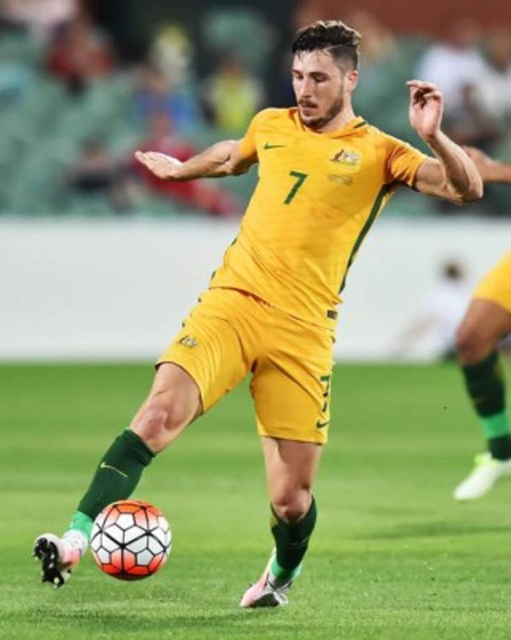 Mathew Leckie:Uno de los grandes peligros de la selección de Australia, es garantía de gol. Juega en el Hertha Berlín de Alemania.