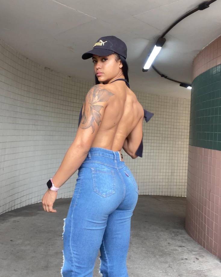 La joven se mantuvo debatiendo entre la vida y la muerte y tras varias semanas hospitalizada, se confirmó su fallecimiento.