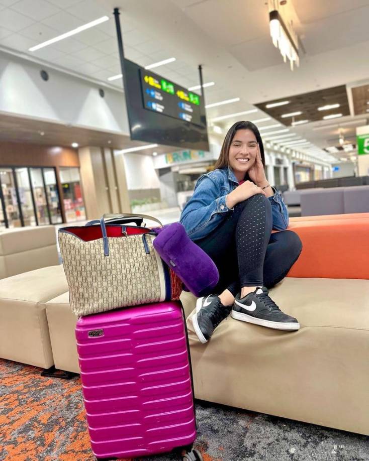 Recientemente, Carolina Lanza publicó en sus redes sociales esta fotografía desde el Aeropuerto de Palmerola. 