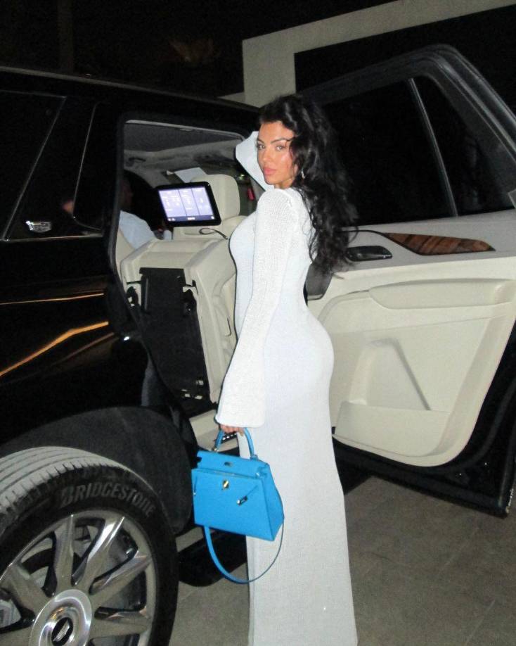 “En el documental no se hizo referencia alguna, ni se vertieron informaciones sobre la vida familiar de Georgina, en relación a sus progenitores u otros miembros de la familia, de su infancia y adolescencia”, alude la jueza.