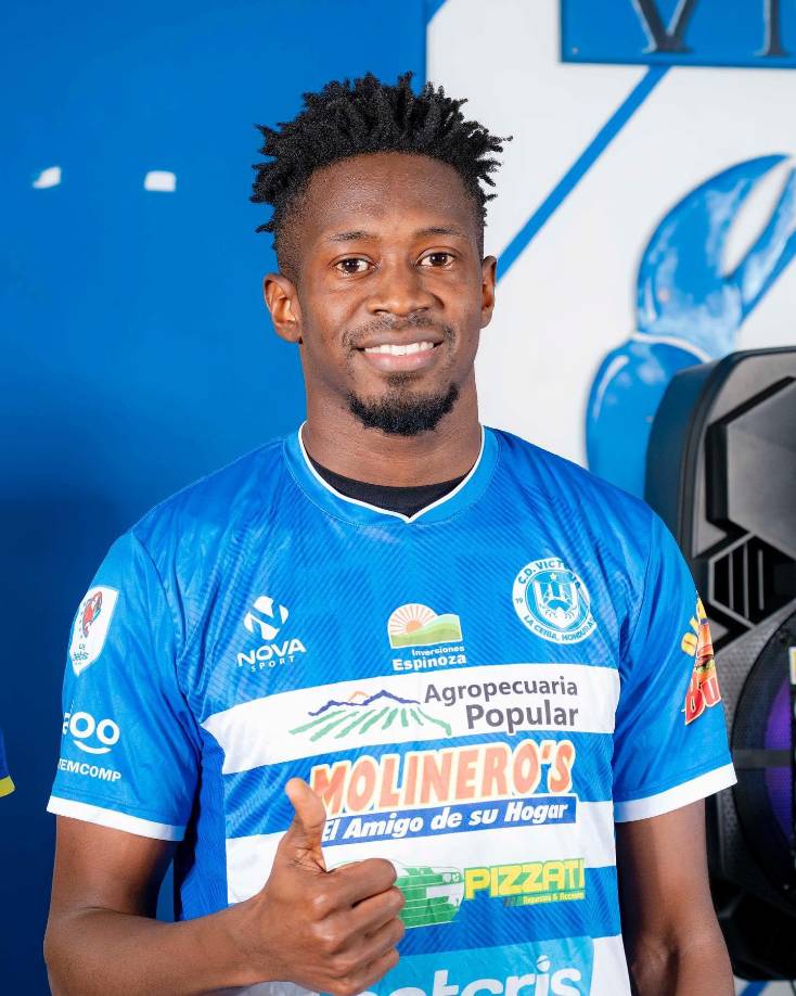 El Victoria anunció el fichaje del atacante Carlos Bernárdez, quien llega procedente del Real España.