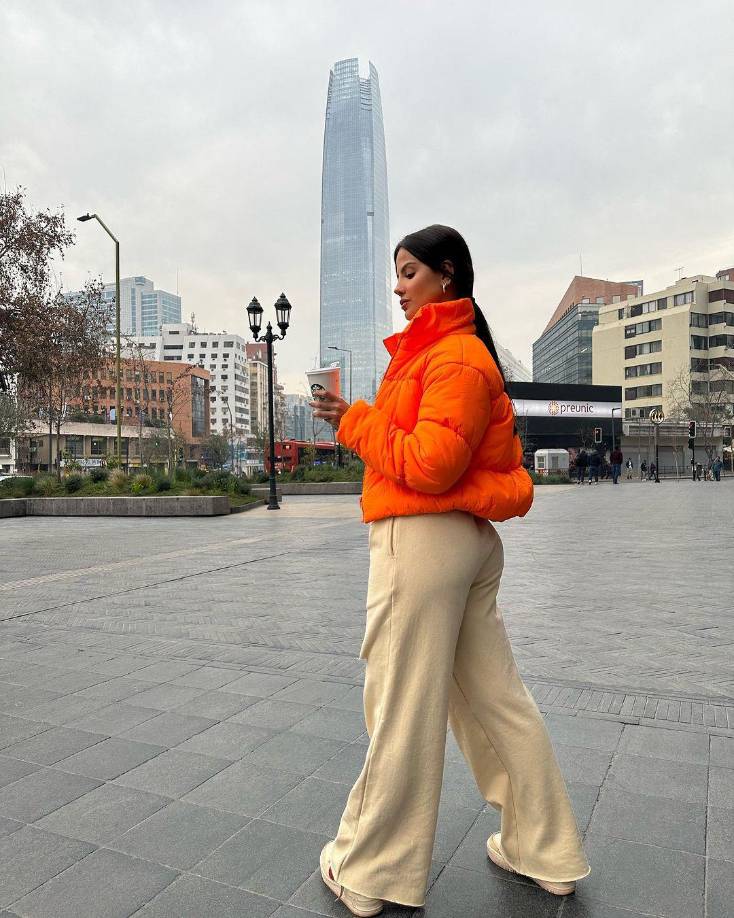 <b>Lesiones en órganos internos</b>: En casos raros, las cánulas utilizadas en la liposucción pueden causar lesiones en órganos internos. Esto es extremadamente raro, pero es un riesgo potencial.