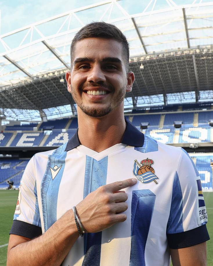 La Real Sociedad de España le dio la bienvenida a André Silva, el portugués llega cedido desde el RB Leipzig y será su segunda aventura en la Liga Española.