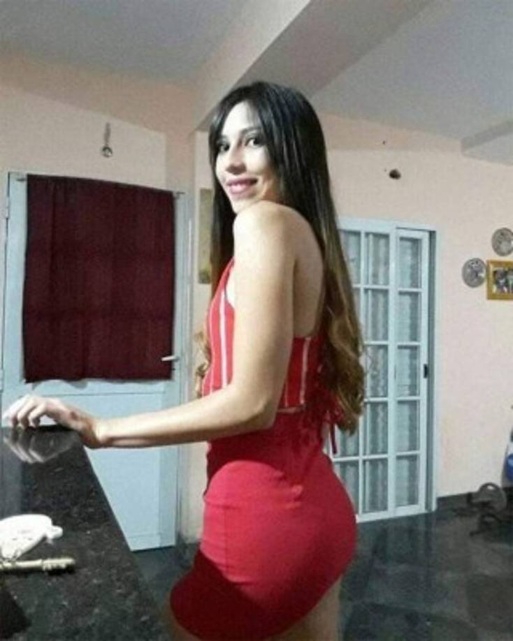 La pareja salió el sábado por la noche y al regresar al departamento de Brenda discutieron por un supuesto embarazo de la joven. Al parecer, él le habría exigido que abortara ya que no tenían una relación formal.