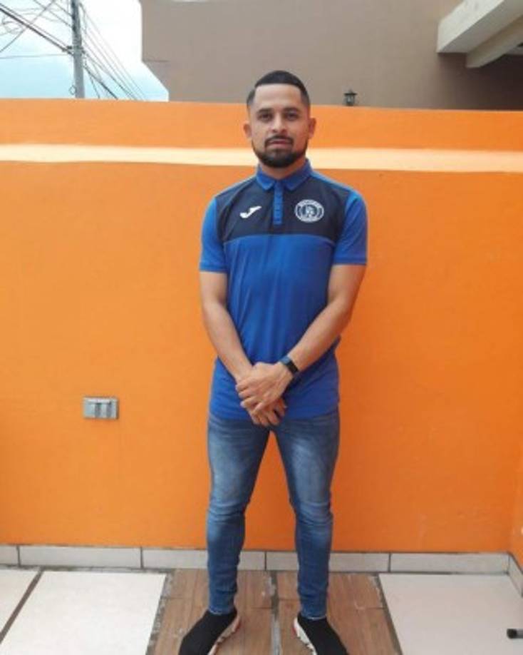 Omar Elvir: El lateral izquierdo del Motagua es otro de los que decidió entregarle su corazón a Dios. Es un ejemplo para sus compañeros.