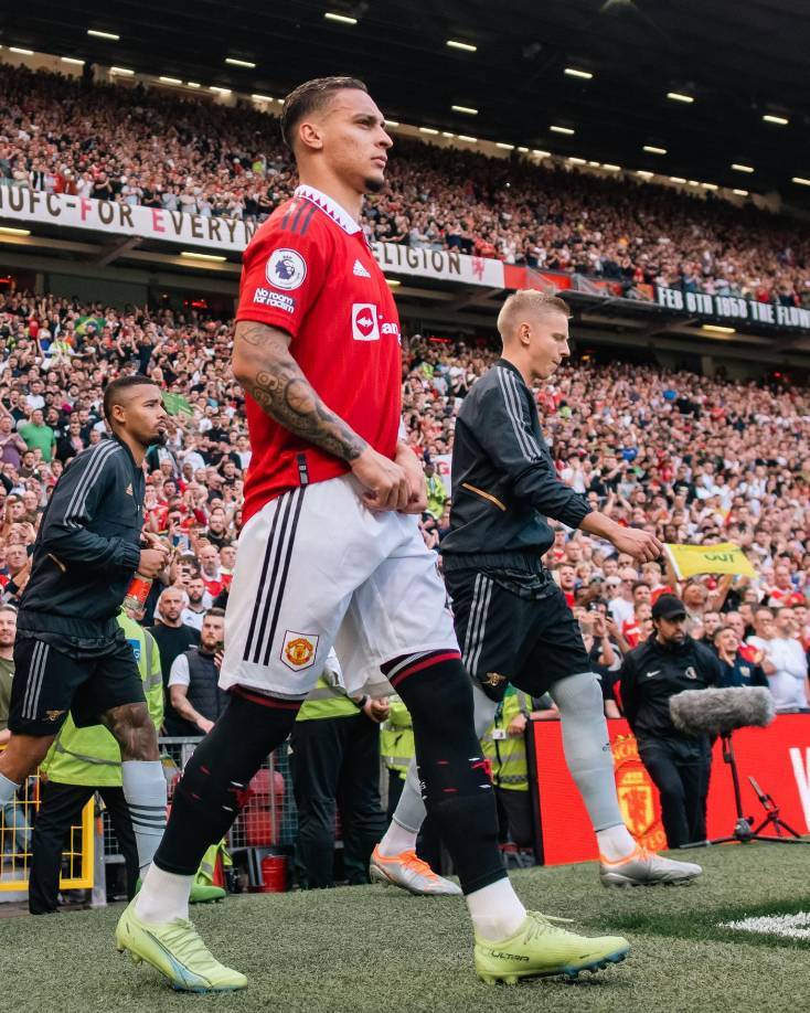 Antony debutó de titular con el Manchester United y lo hizo a lo grande ante el Arsenal.