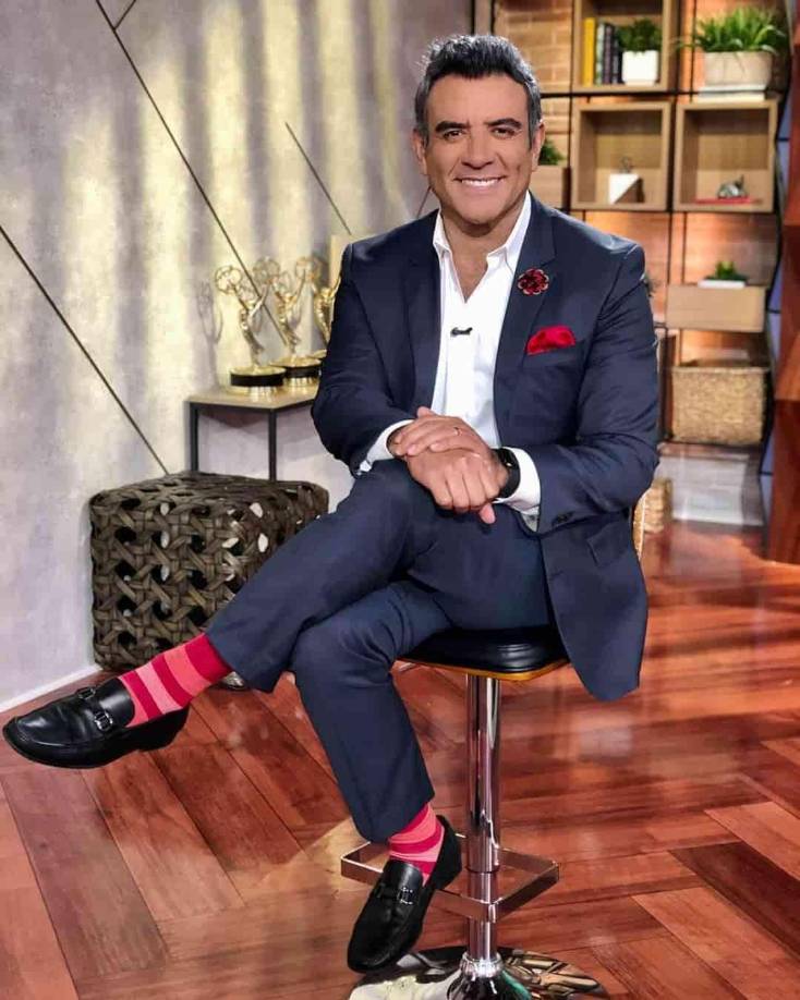 Una fuerte insatisfacción hacia sí mismo fue el origen de dichos comportamientos, que incluso llevaron su formación académica a tambalearse en la cuerda floja.