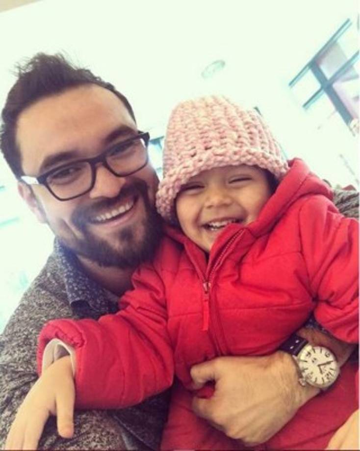 El presentador de televisión Kenneth Melhado es un papá ejemplar. Actualmente radica en Estados Unidos junto a su familia ya que su pequeña hija María Isabella, quien ha librado una batalla contra la leucemia.