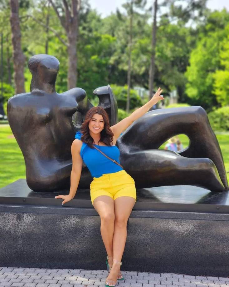 En TikTok, con bailes y videos de variedades, Flores acumula 2.2 millones de seguidores. 