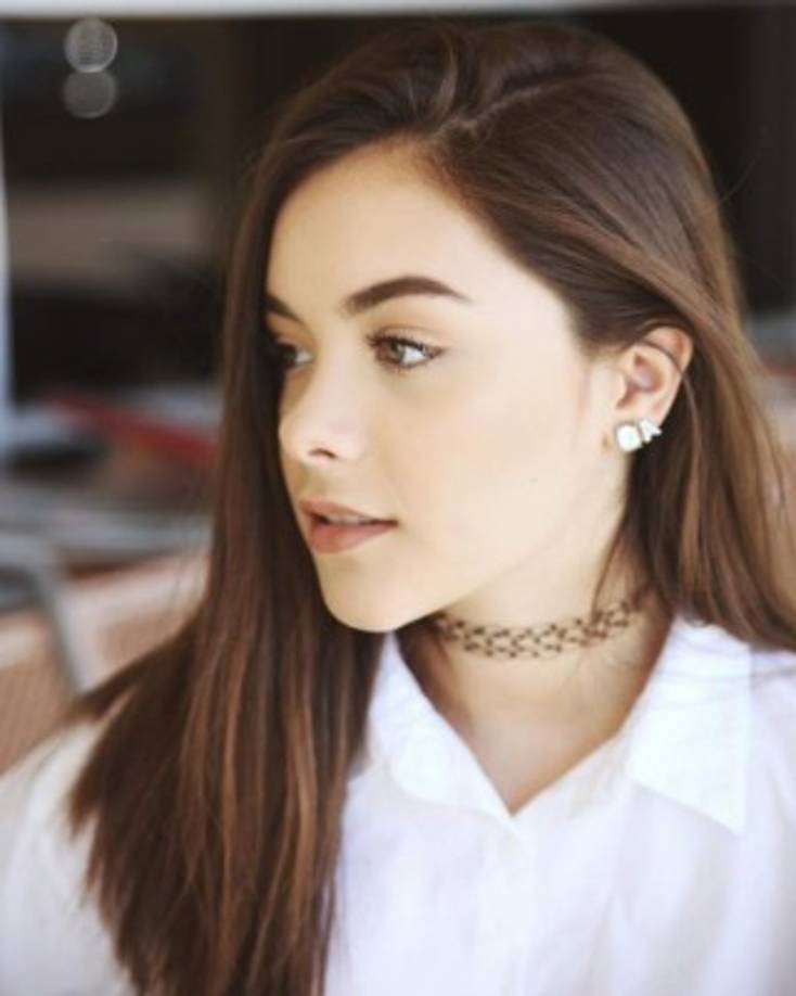 Angie habla perfectamente inglés, porque siempre se ha educado en escuelas bilingües en su natal Mexicali.<br/><br/>