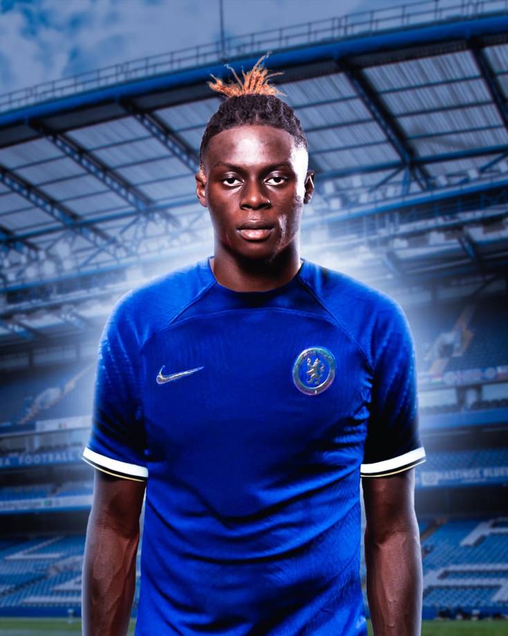 Informa Fabrizio Romano que el Chelsea ha llegado a un acuerdo para fichar a la perla de Francia, Lesley Ugochukwu. 