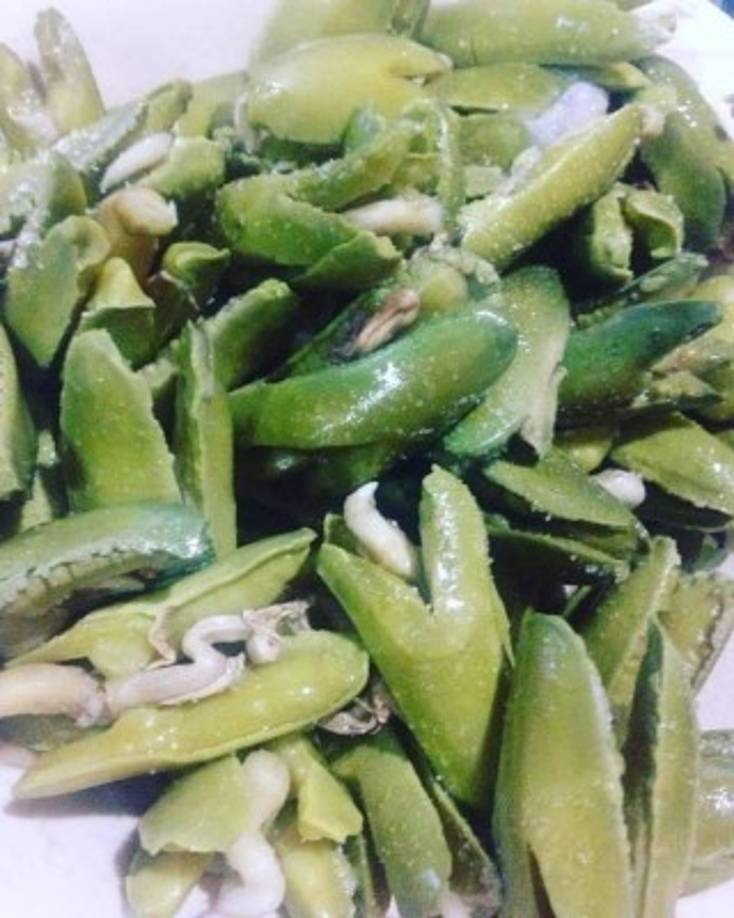 Las semillas de paternas sancochadas también forman parte de la cocina copaneca.