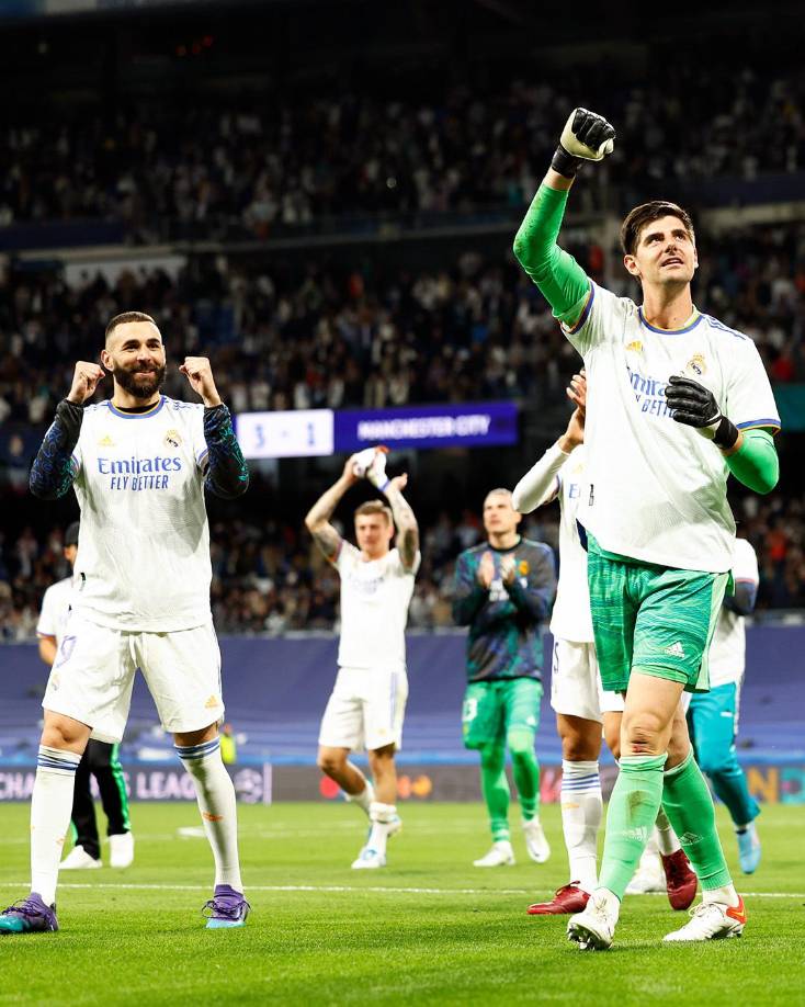 La locura se apoderó de los jugadores del Real Madrid celebrando la clasificación a la final de la Champions League.