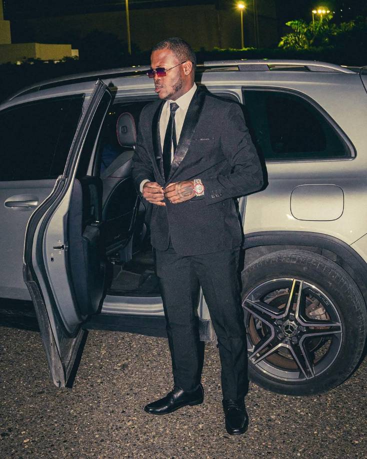 El joven talento continuó diciendo: “Sigo agradecido de por vida con todos mis catrachos y a cada rincón del mundo por el amor y cariño que le siguen dando a TENGO UN PLAN sin ustedes esto no fuera posible”. 