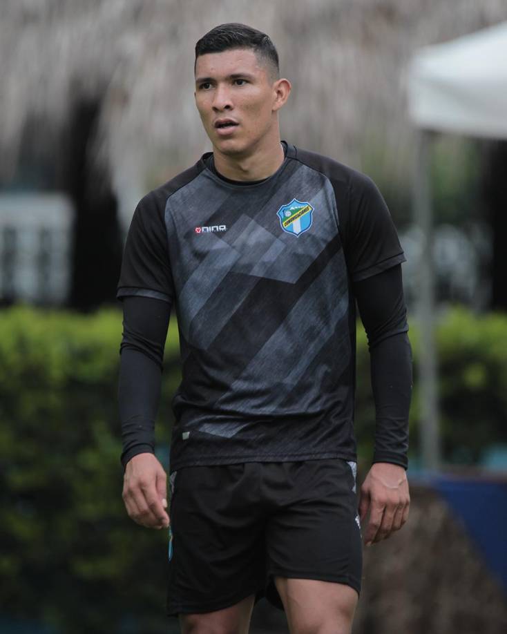 El mediocampista hondureño Kevin López se sumó a los trabajos de pretemporada del Comunicaciones de Guatemala.