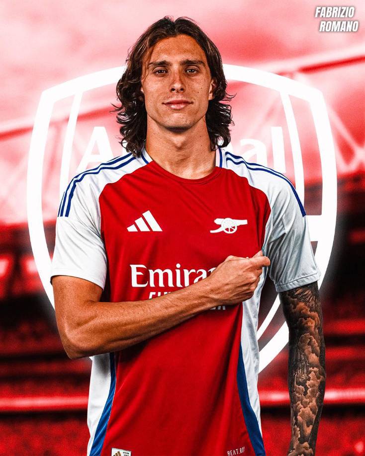 Fabrizio Romano adelanta que Calafiori realizó el reconocimiento médico en Londres y viajará a Estados Unidos para incorporarse a la pretemporada del Arsenal.