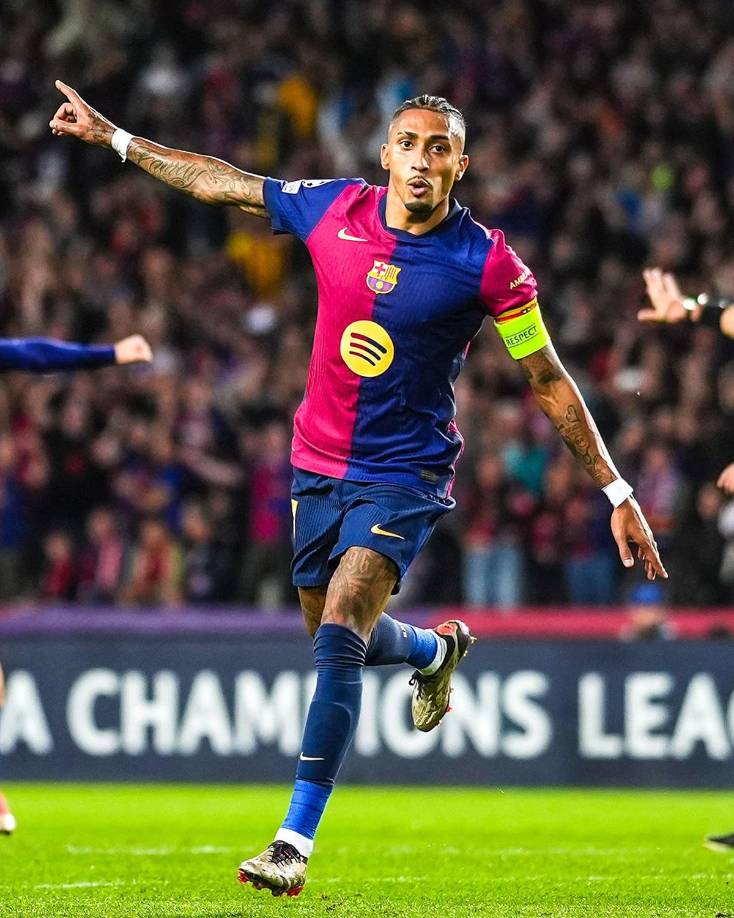 La felicidad de Raphinha tras marcar su primer gol contra el Bayern Múnich.