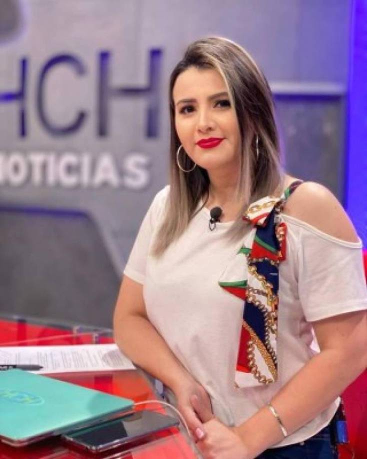 Mientras tanto, el locutor Esdras Omar Mendoza de Televicentro recibirá el “Micrófono de Oro”. 