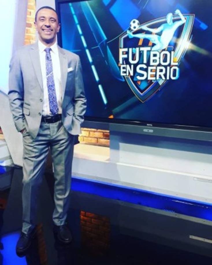Cesilio de los Santos: Ex futbolista uruguayo que también ha sido despedido. Se desempeñaba como comentarista deportivo.