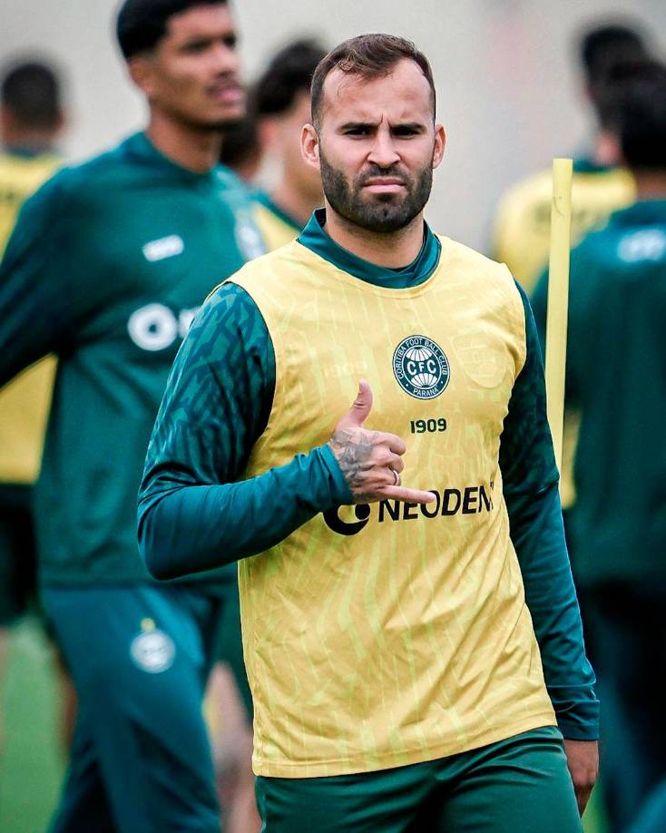 Fue en 2014, durante un duelo en Champions contra el Schalke 04 en el Bernabéu, cuando Jesé sufrió una rotura completa del ligamento cruzado anterior de la rodilla derecha. Desde entonces el jugador nunca volvió a ser el mismo.