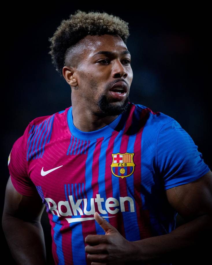 El FC Barcelona anunció la salida del extremo Adama Traoré. El español finaliza su etapa en el cuadro culé sin pena ni gloria y regresa al Wolverhampton de Inglaterra.