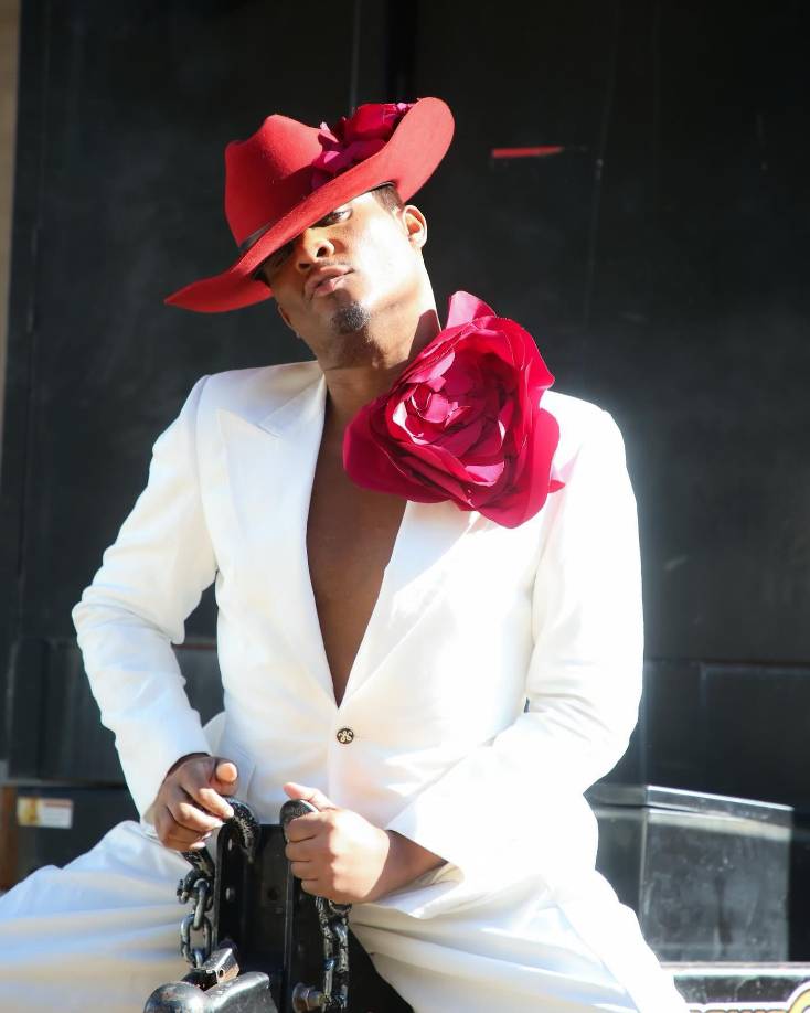 En 2016, Roach fue anunciado como uno de los jueces del ciclo 23 de “America’s Next Top Model”, con Ashley Graham, Rita Ora y Drew Elliott y se convirtió en el primer estilista afroamericano en cubrir la edición anual de Stylist &amp; Stars de The Hollywood Reporter. Dion y Zendaya se unieron a Roach para la portada.