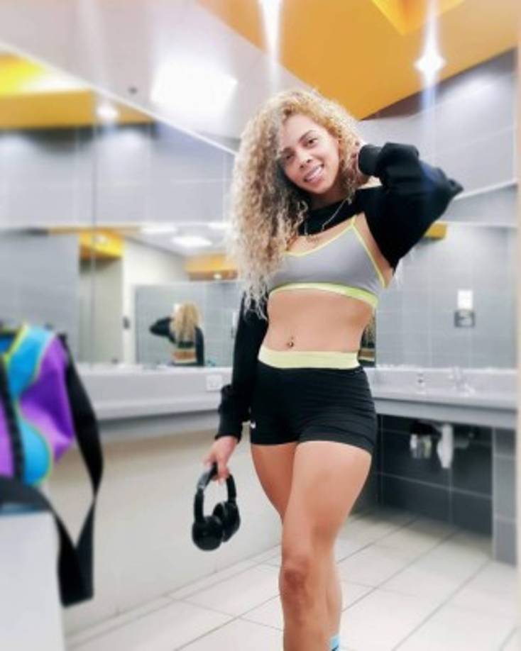 Sandy Ortiz presume de su cuerpazo en las redes sociales y durante la Copa Oro ha cautivado a muchos aficionados.