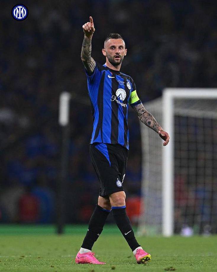 Según el diario Sport, uno de los fichajes que más le atrae a Xavi es Brozovic, del Inter de Milán. 