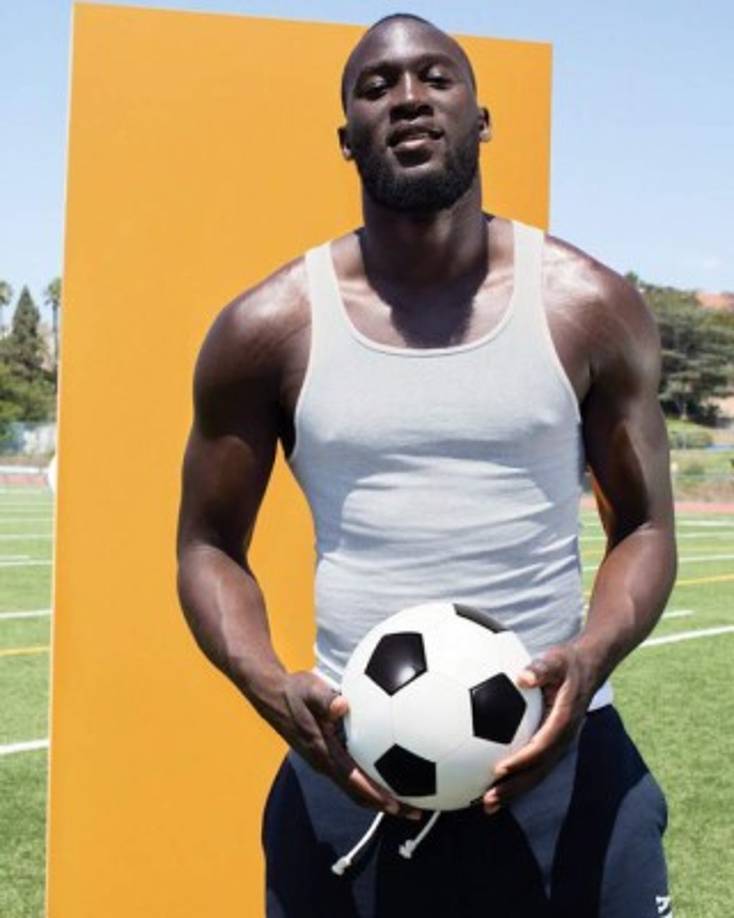 La negociación para llevar a Lukaku al Inter de Milán se ha estancado. El Manchester United no cede en sus pretensiones y ha rechazado la primera oferta de 65 millones de euros del equipo italiano.