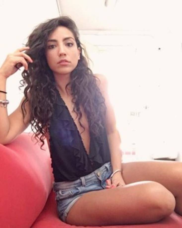 El conductor de ‘les dio cuerda’ posó junto a la jovencita guapa.<br/>