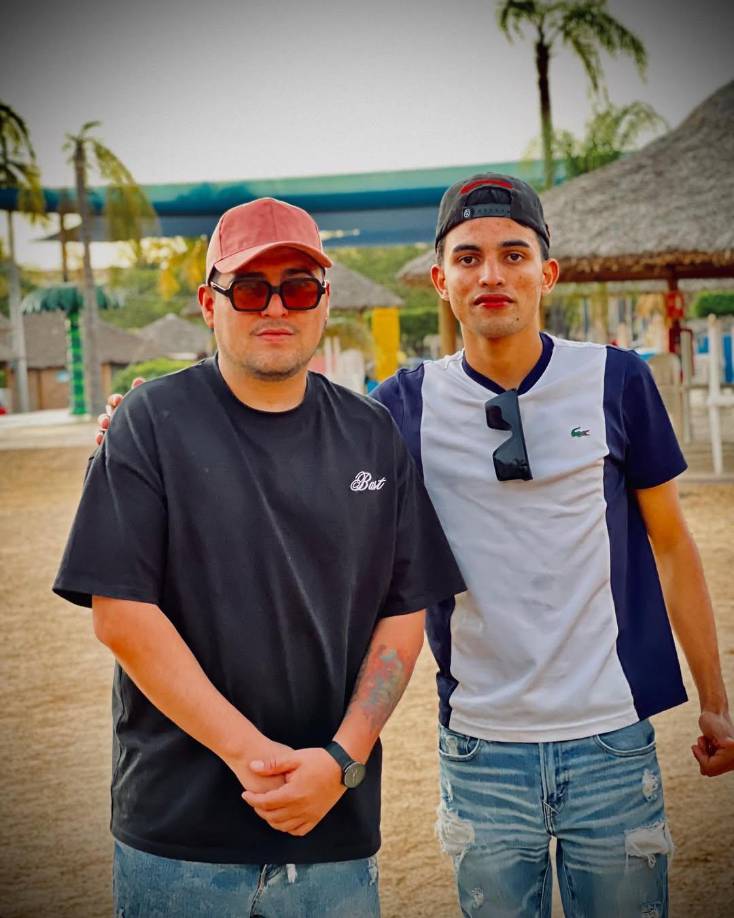 El influencer fue atacado frente a su domicilio en la colonia 21 de Marzo, mientras que su esposa resultó herida en el mismo evento. Peruci, con más de 150 mil seguidores en YouTube y una amplia presencia en TikTok e Instagram, era conocido por sus videos humorísticos