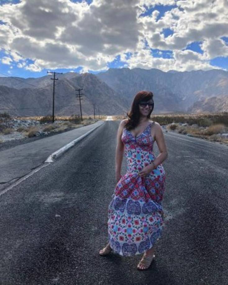 Silvana no figura actualmente en el mundo de la farándula, pero el talento de Vadhir por el canto fue herencia de ella, quien tuvo mediano éxito en años anteriores.