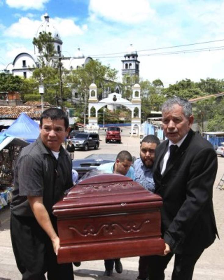 Los restos del abogado asesinado el miércoles serán trasladados a Macuelizo, Santa Bárbara, donde será sepultado el viernes.