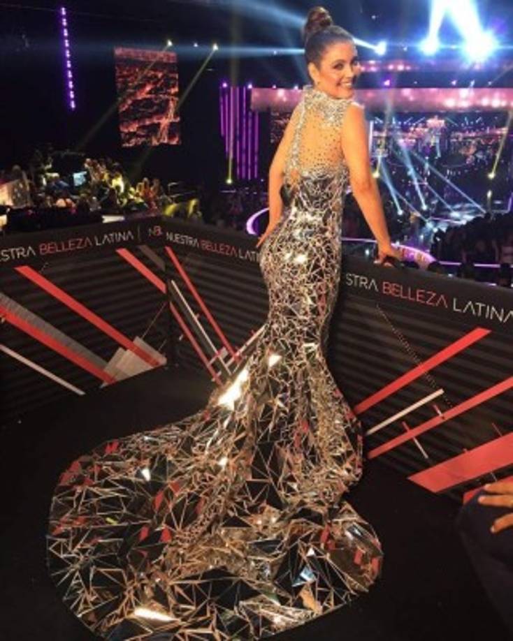 La venezolana Chiquinquirá Delgado está muy activa en las redes sociales. La presentadora del programa de Univisión, Nuestra Belleza Latina recientemente lanzó su sitio web chiquidelgado.com, por lo que Instagram es una herramienta para compartir los mejores momentos de su vida y promocionar su nuevo emprendimiento.